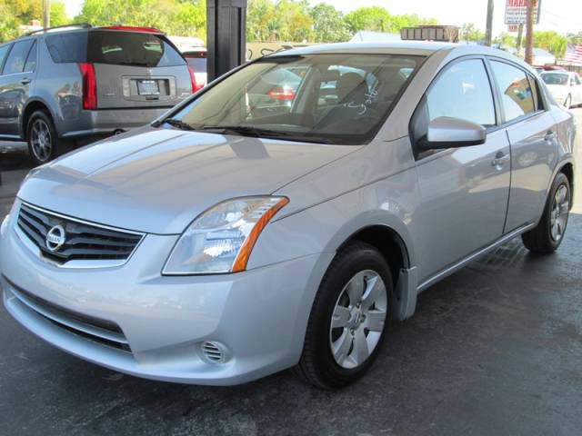 2010 Nissan Sentra 4matic 4dr 3.5L AWD SUV