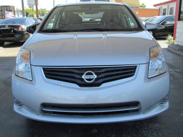 2010 Nissan Sentra 4matic 4dr 3.5L AWD SUV