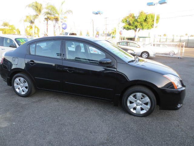 2010 Nissan Sentra 4matic 4dr 3.5L AWD SUV