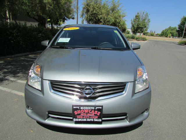 2010 Nissan Sentra L.T. 4-w.d. 5.3L