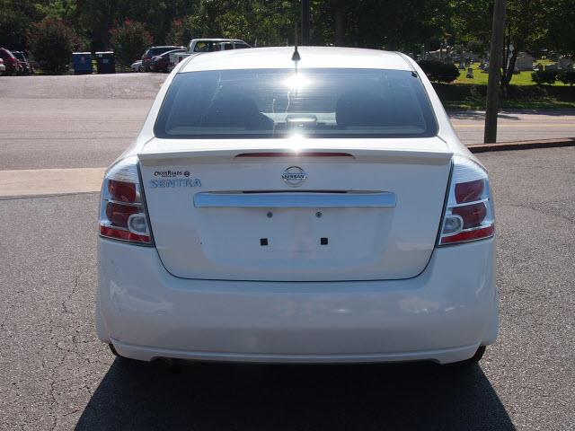 2011 Nissan Sentra 4matic 4dr 3.5L AWD SUV
