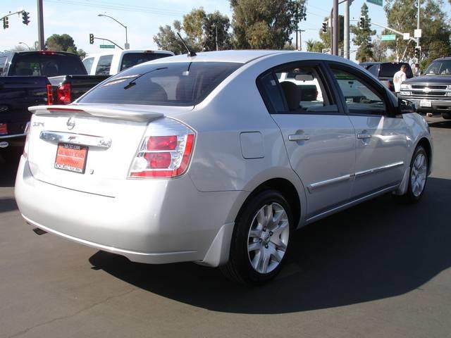 2011 Nissan Sentra 4matic 4dr 3.5L AWD SUV