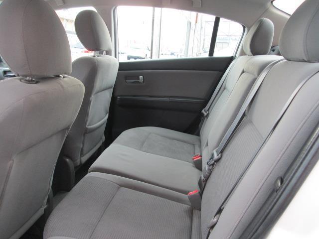2011 Nissan Sentra Gray Leather