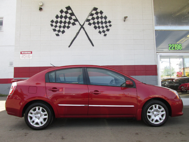 2011 Nissan Sentra L.T. 4-w.d. 5.3L