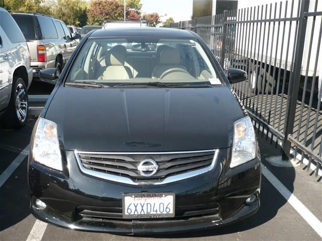 2012 Nissan Sentra 4matic 4dr 3.5L AWD SUV