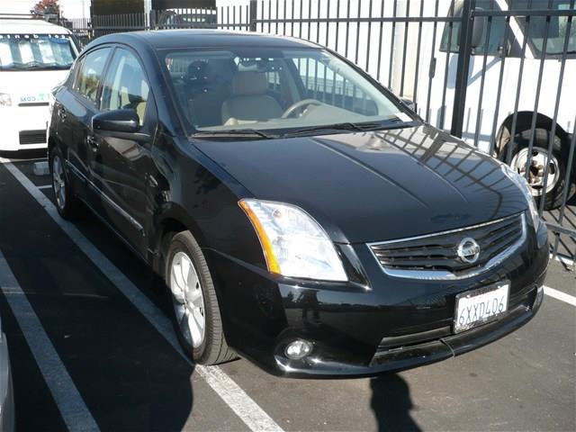 2012 Nissan Sentra 4matic 4dr 3.5L AWD SUV