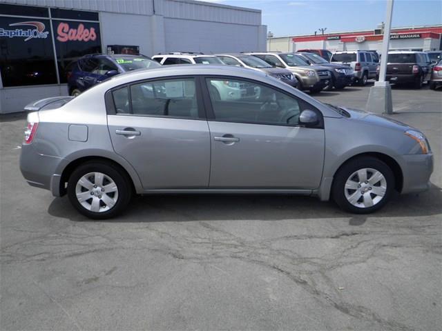 2012 Nissan Sentra 4matic 4dr 3.5L AWD SUV