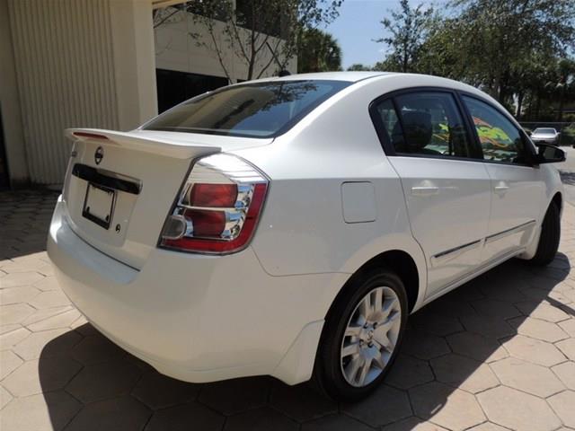 2012 Nissan Sentra 2dr Cpe Touring Auto