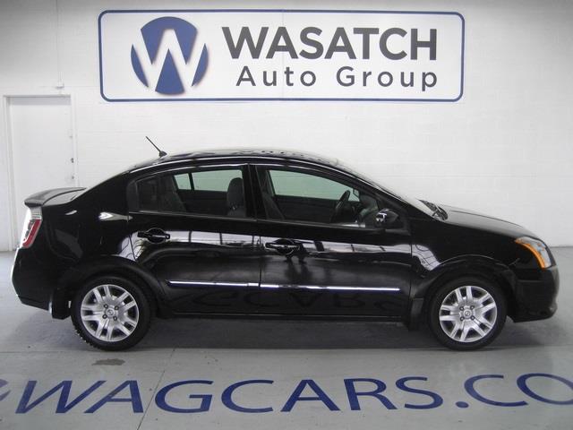 2012 Nissan Sentra 4matic 4dr 3.5L AWD SUV