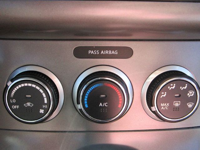 2012 Nissan Sentra 4matic 4dr 3.5L AWD SUV