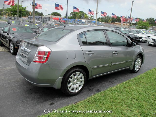 2012 Nissan Sentra 4matic 4dr 3.5L AWD SUV