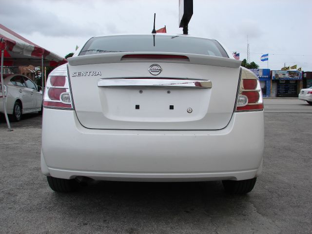 2012 Nissan Sentra 4matic 4dr 3.5L AWD SUV