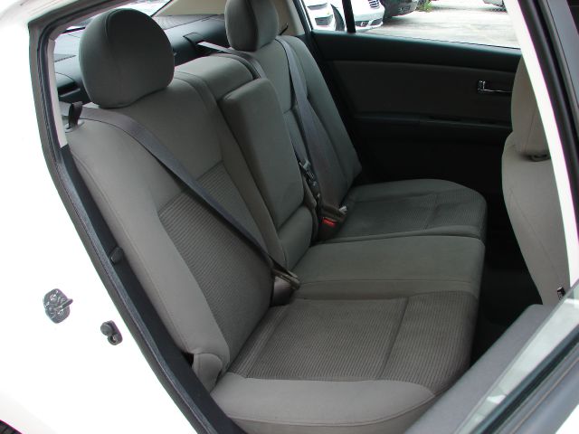 2012 Nissan Sentra 4matic 4dr 3.5L AWD SUV