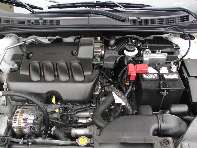 2012 Nissan Sentra 4matic 4dr 3.5L AWD SUV