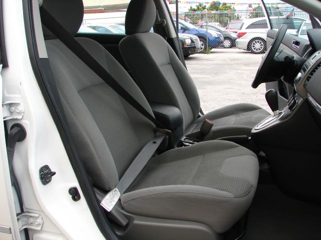 2012 Nissan Sentra 4matic 4dr 3.5L AWD SUV