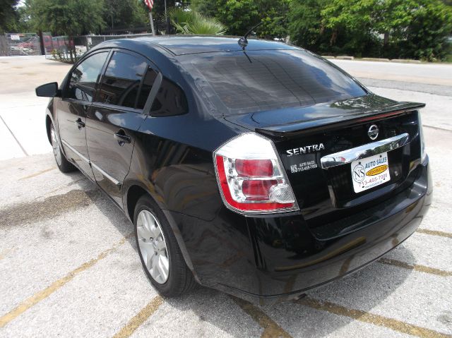 2012 Nissan Sentra 4matic 4dr 3.5L AWD SUV