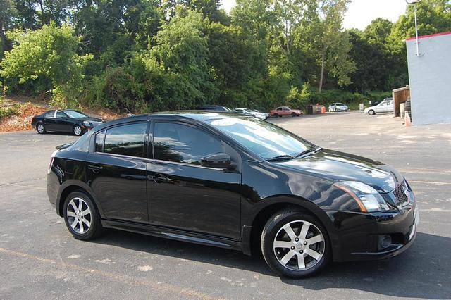 2012 Nissan Sentra 4matic 4dr 3.5L AWD SUV