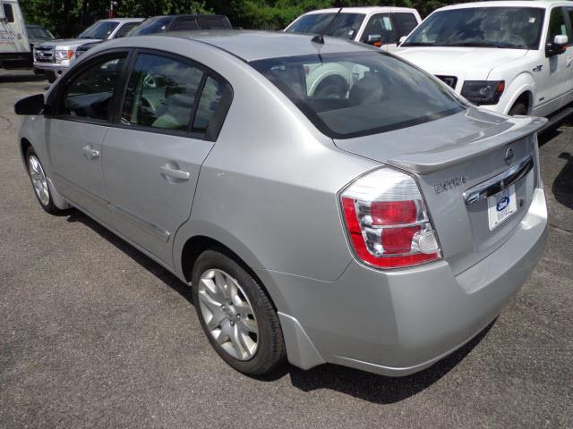 2012 Nissan Sentra 4matic 4dr 3.5L AWD SUV
