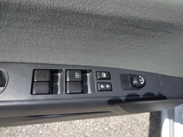 2012 Nissan Sentra 4matic 4dr 3.5L AWD SUV