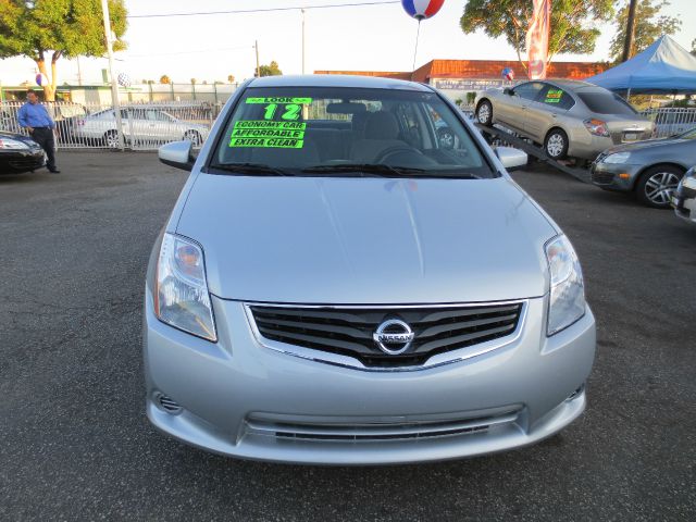 2012 Nissan Sentra 4matic 4dr 3.5L AWD SUV