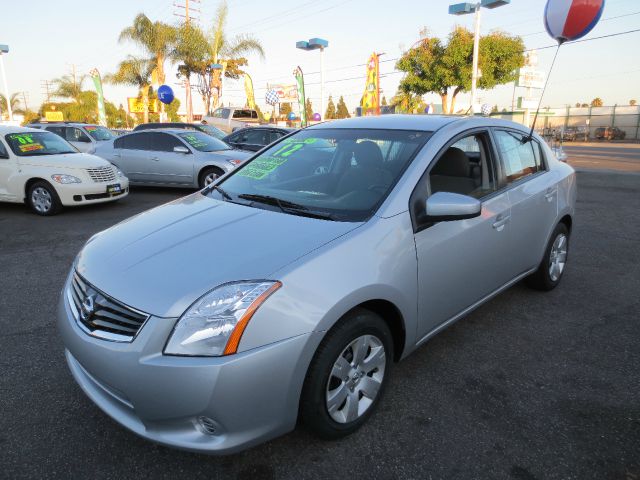 2012 Nissan Sentra 4matic 4dr 3.5L AWD SUV