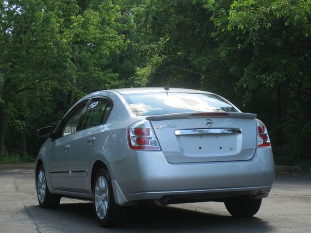 2012 Nissan Sentra 4matic 4dr 3.5L AWD SUV