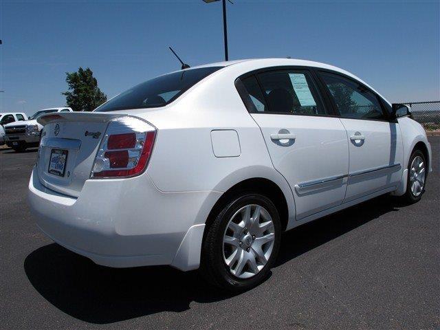 2012 Nissan Sentra 4matic 4dr 3.5L AWD SUV