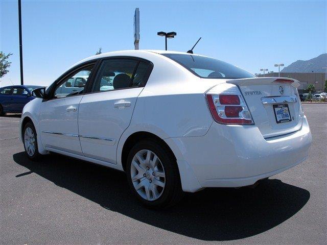 2012 Nissan Sentra 4matic 4dr 3.5L AWD SUV