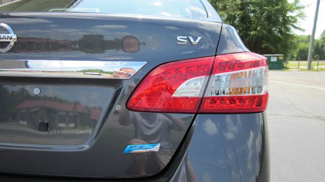 2013 Nissan Sentra 4.6L Eddie Bauer