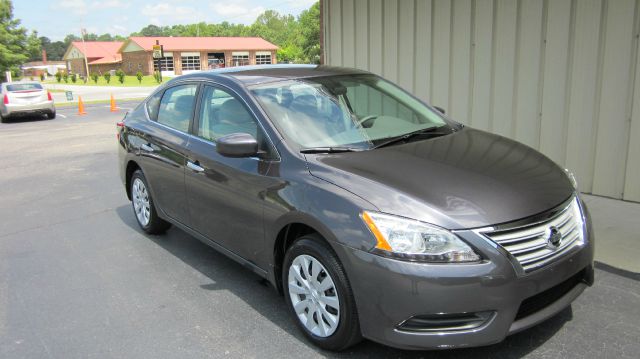 2013 Nissan Sentra 4.6L Eddie Bauer