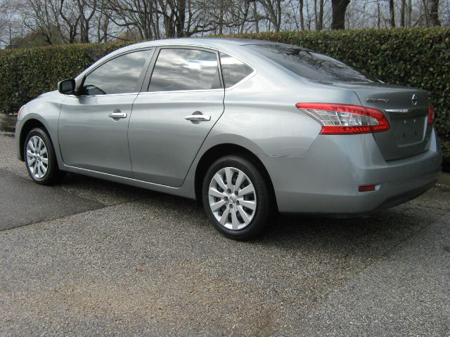 2013 Nissan Sentra 4.6L Eddie Bauer