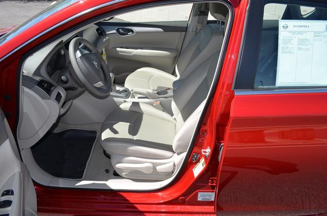 2013 Nissan Sentra Unknown