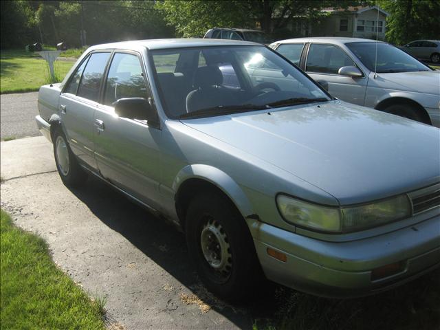 1992 Nissan Stanza Unknown
