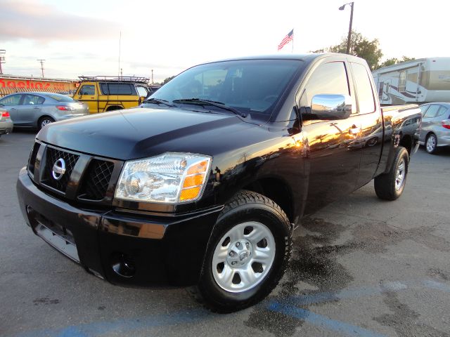 2004 Nissan Titan 3.0is -AWD