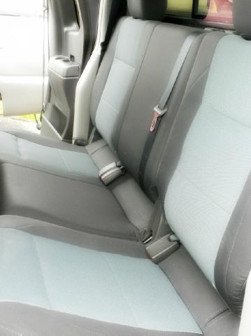 2004 Nissan Titan SL K-15