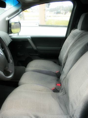 2004 Nissan Titan SL K-15