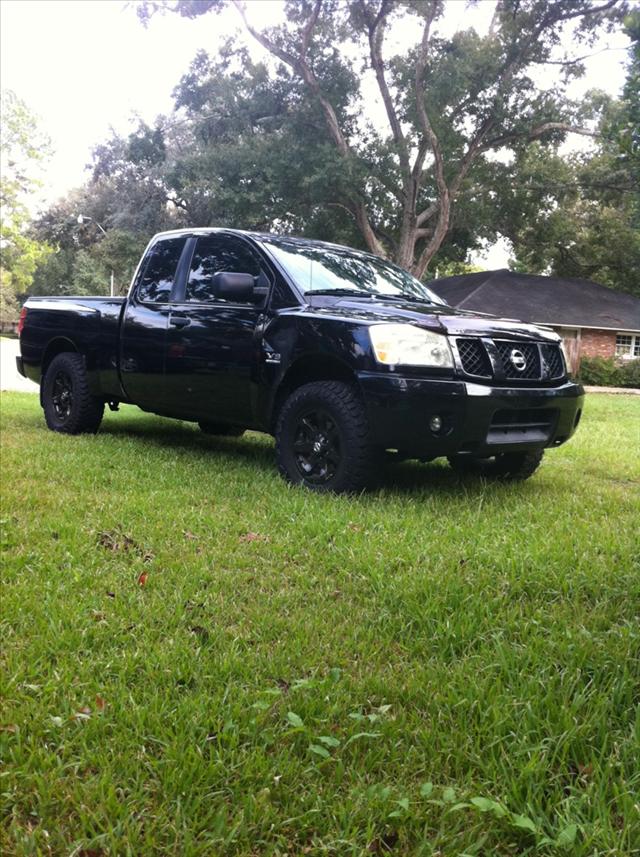 2004 Nissan Titan X