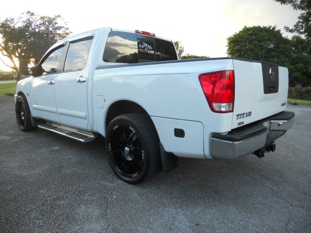 2004 Nissan Titan SLE Z71 Crew Cab Short Bed 4X4