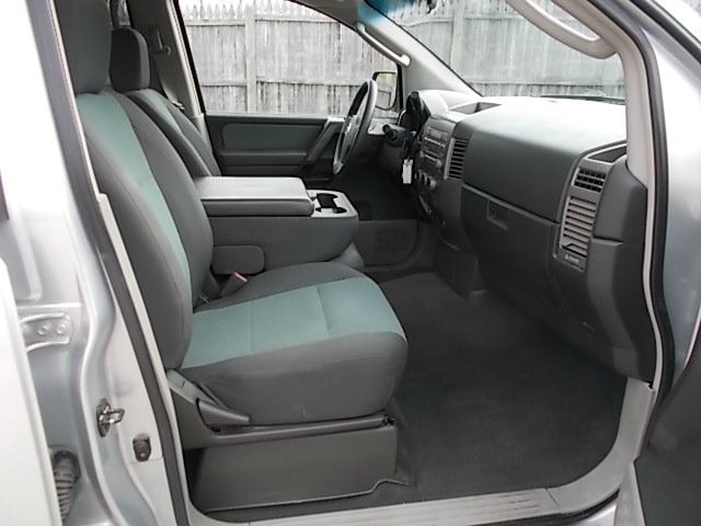 2004 Nissan Titan SLT EXT CAB 4X2