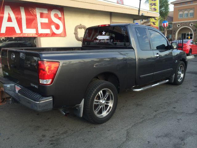2004 Nissan Titan SL K-15
