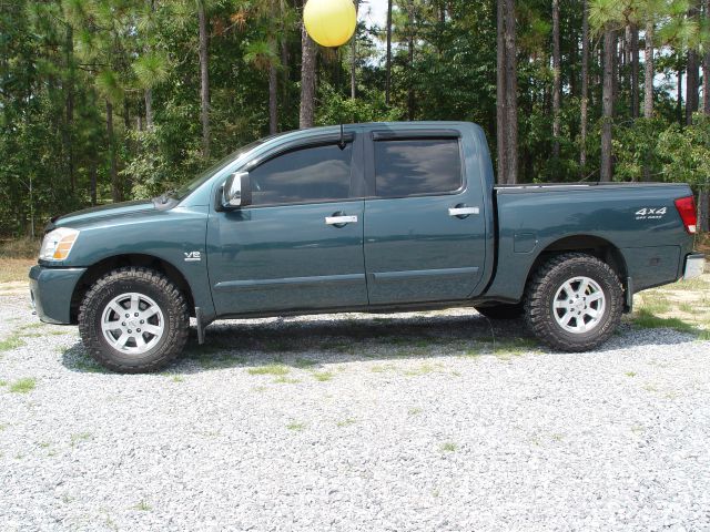 2004 Nissan Titan SLT EXT CAB 4X2