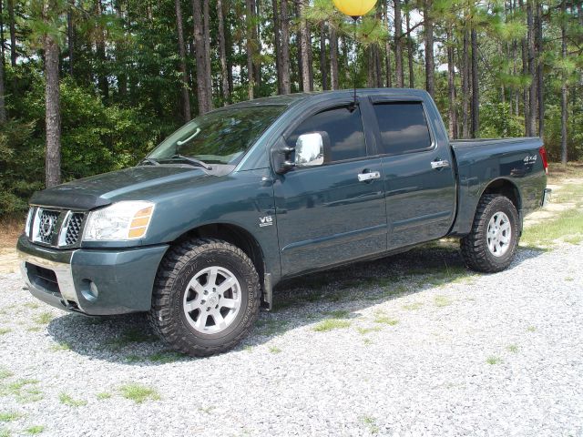 2004 Nissan Titan SLT EXT CAB 4X2