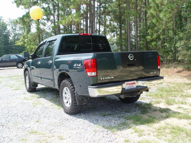 2004 Nissan Titan SLT EXT CAB 4X2