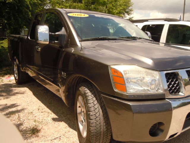 2004 Nissan Titan Supercab SRW 4X