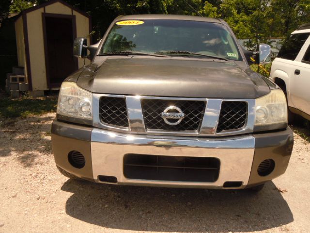 2004 Nissan Titan Supercab SRW 4X