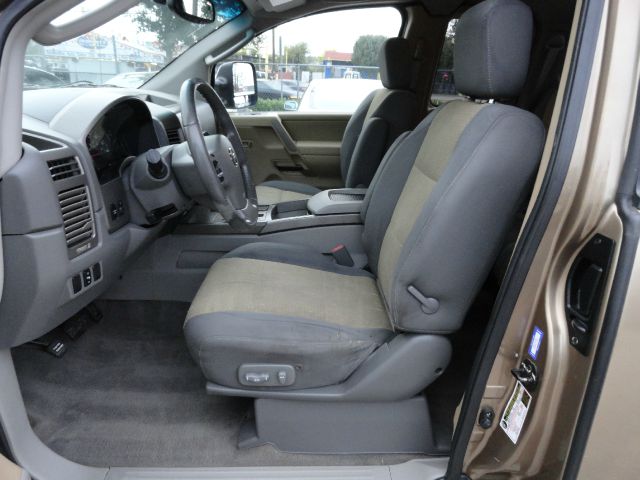 2004 Nissan Titan SL K-15