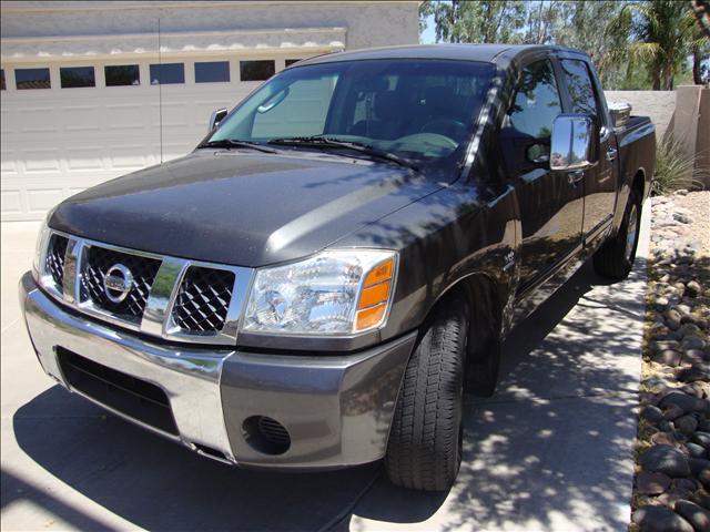 2004 Nissan Titan LT 1500 DVD W/monitorflex Fuel 4X4