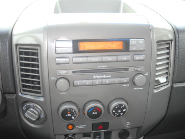 2004 Nissan Titan SLT EXT CAB 4X2