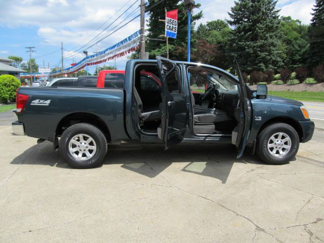 2004 Nissan Titan SLT EXT CAB 4X2