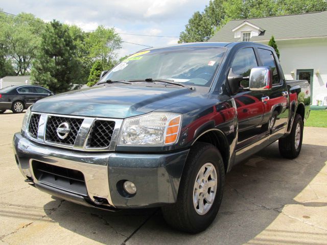 2004 Nissan Titan SLT EXT CAB 4X2